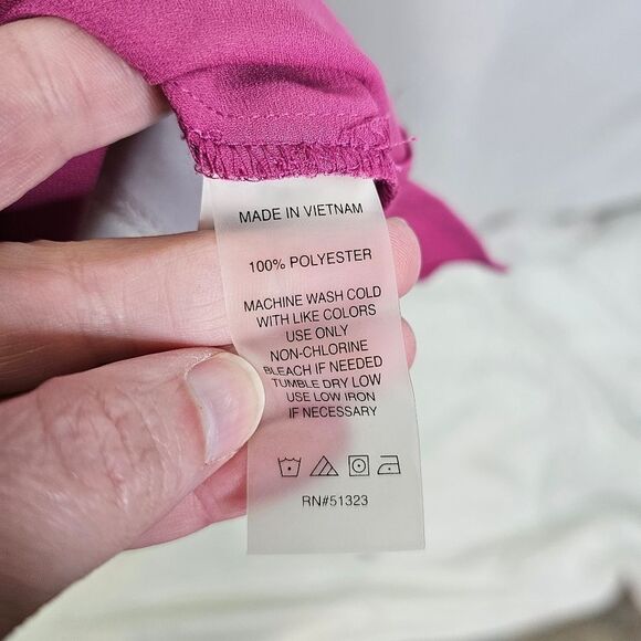 Chaus Pink Cap Sleeve Popover Blouse Size Small - Picture 8 of 9